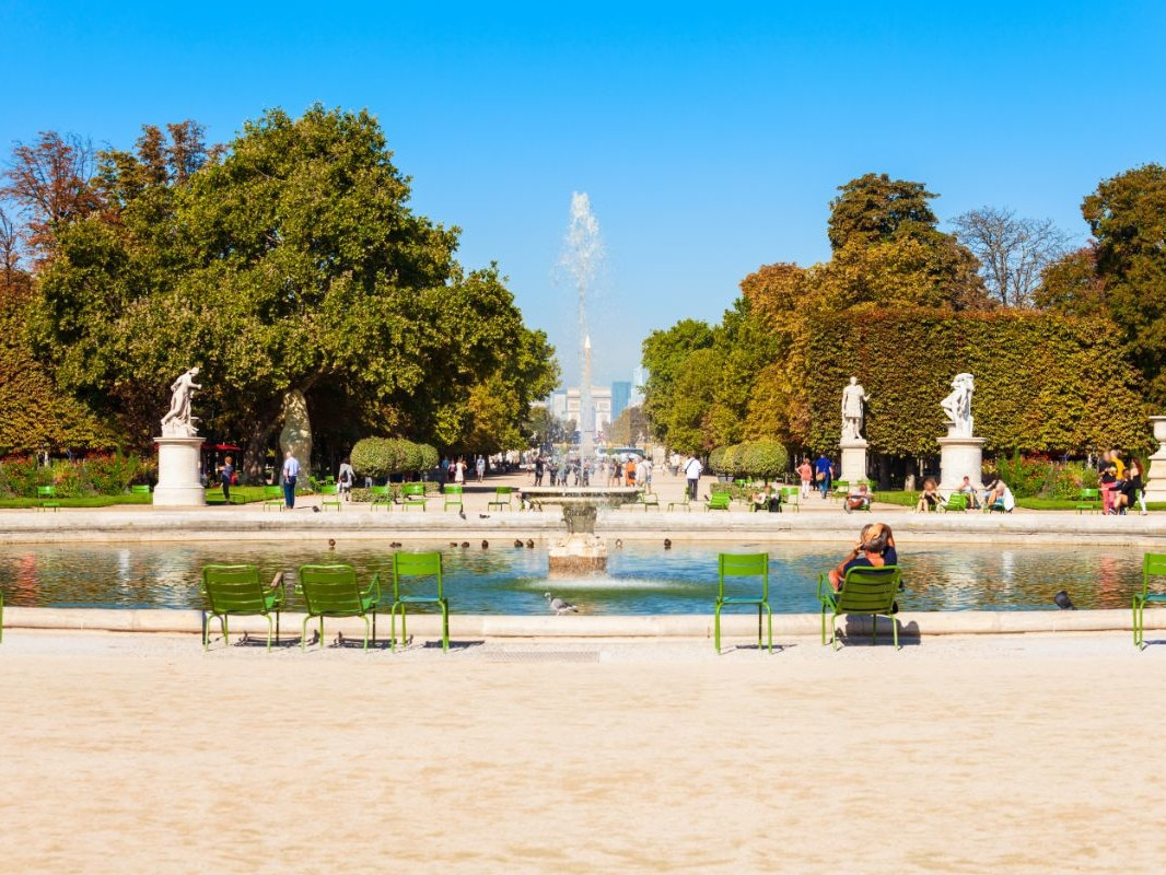 Parigi 2024: la fiamma olimpica installata nel Jardin des Tuileries